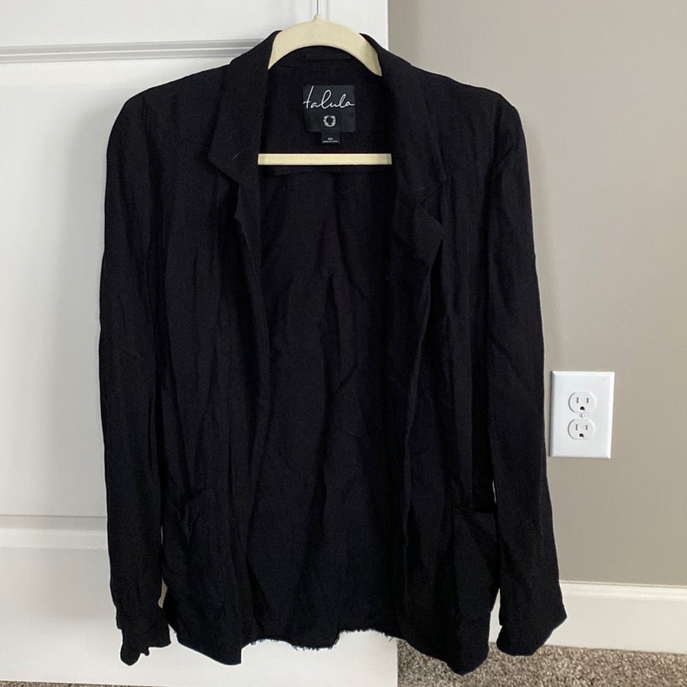 Relaxed Aritzia blazer